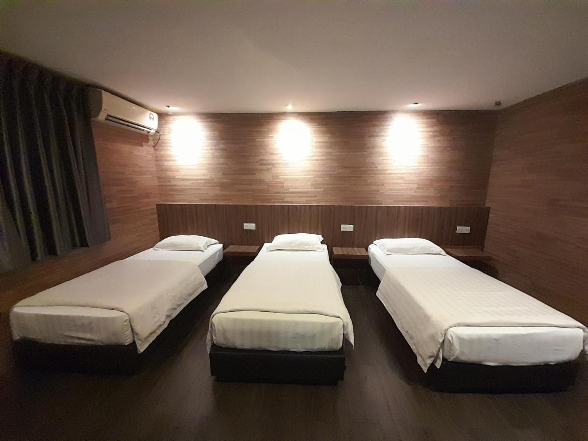 Talents Motor Park Hotel Klang Exterior photo